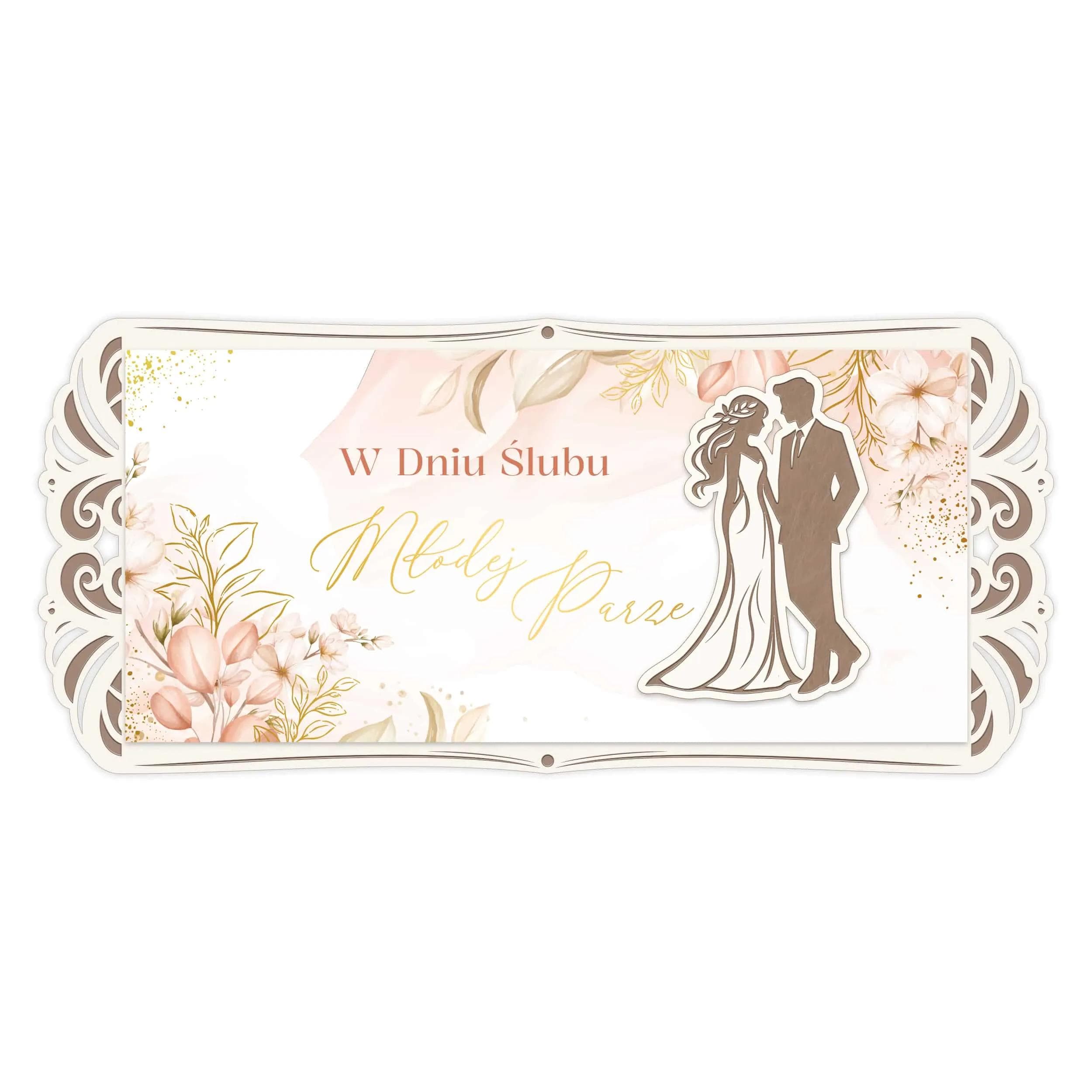 Wyjątkowy karnet DL DG to harmonijne połączenie kremowego, ozdobnego papieru ze złoceniami oraz starannie grawerowanego drewna. Kartka przedstawia akwarelowe ilustracje i drewniany element z parą młodą.