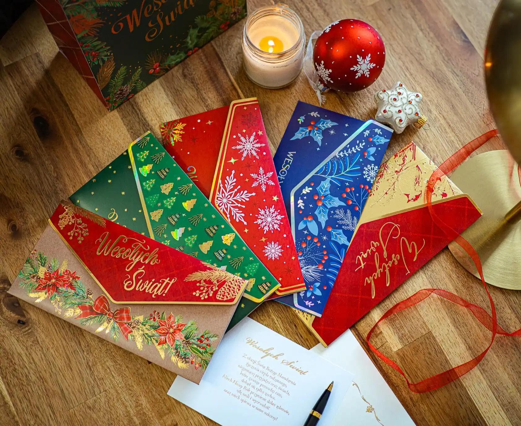 Prezent świąteczny dla pracowników – jak wybrać upominek, który naprawdę ma sens?