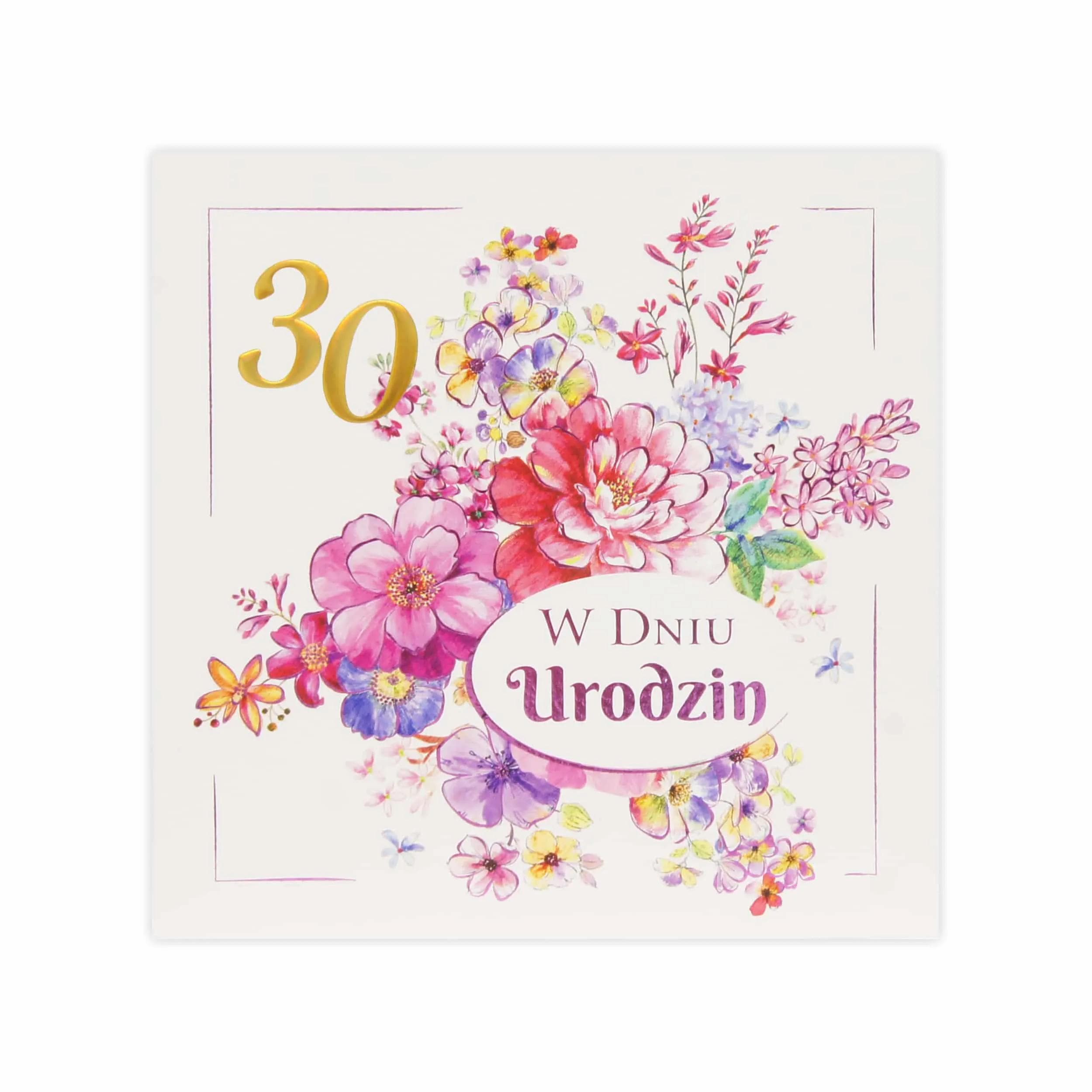 Kartka urodzinowa na 30 urodziny dla kobiety z dużym bukietem akwarelowych kwiatów i złoconą cyfrą 30 na jasnym tle.